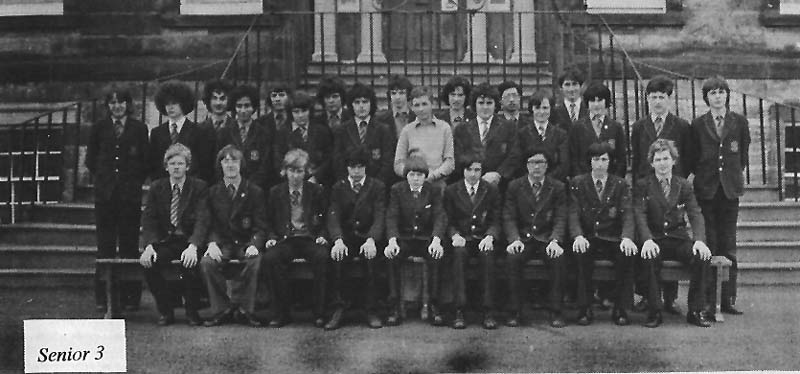 Class Photo Senior 3 1976.jpg - Senior 3 1976